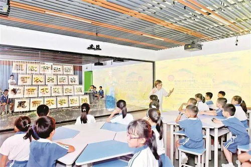 暑假托管服務時間過半，寶安教育系統總結實踐經驗